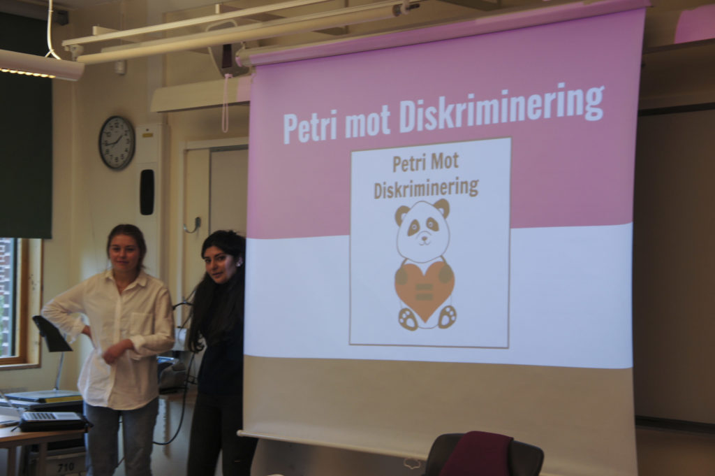 Johanna och Erika från Petri i Malmö föreläser om diskriminering frö Predp16.
